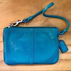 Coach - leather aqua blue wristlet
